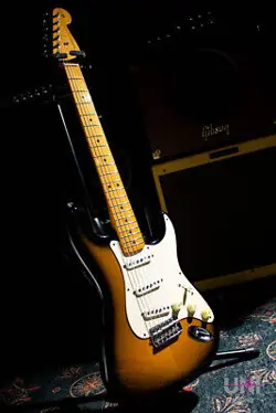 FENDER U.S VINTAGE ‘57 STRATOCASTER / 1993 USED ELECTRIC GUITAR