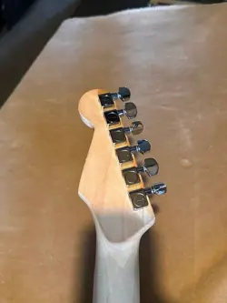 PRODIGY SUPER STRAT.