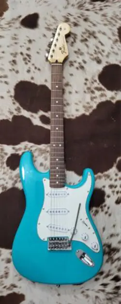 FENDER STRATOCASTER MIM AQUATONE BLUE (TEAL) ALDER GUITAR