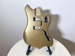 FENDER PARALLEL UNIVERSE VOLUME II MAVERICK DORADO FIREMIST GOLD