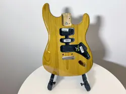 FENDER BODY - AMERICAN PROFESSIONAL II STRATOCASTER ROASTED PINE NATURAL