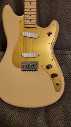 FENDER PLAYER DUO SONIC ELECTRIC GUITAR DESERT SAND
