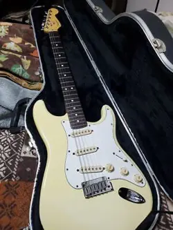 FENDER USA STRATOCASTER AMERICANSTANDARD SAFE PACKING!