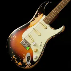 FENDER: MIKE MCCREADY STRATOCASTER ROSEWOOD FINGERBOARD 3-COLOR SUNBURST