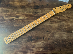 AND FRETBOARD