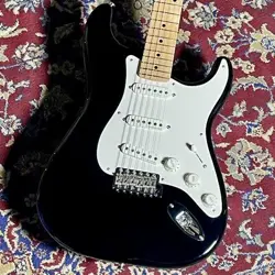 UPDATE STRATOCASTER BLACKIE20143.52KG