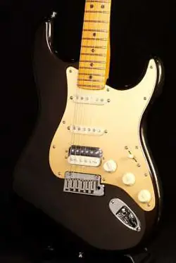 FENDER AMERICAN ULTRA STRATOCASTER HSS  TEXAS TEA