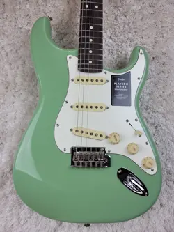 FENDER PLAYER II STRATOCASTER BIRCH GREEN WITH ROSEWOOD FINGERBOARD