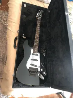 FENDER TOM MORELLO STRATOCASTER - BLACK 2021