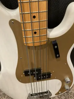 PRECISION BASS W/HARD