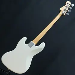 WHITE FENDER MADE