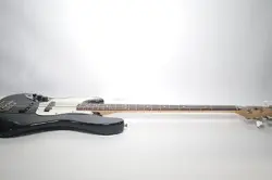 BLACK/WHITE 4-STRING