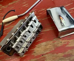 AVRI STRATOCASTER BRIDGE