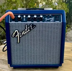 AMPLIFIER BLUE