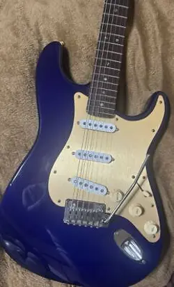 ELECTRIC GUITAR FENDER AMERICAN STANDARD AMESTA BLUE STRATOCASTER MODIFIED