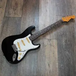 FENDER JAPAN ST62-55