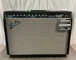 FENDER FRONTMAN 212R COMBO GUITAR AMPLIFIER