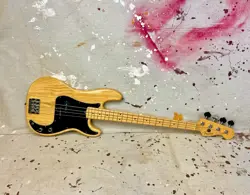 USED 2001 FENDER AMERICAN SERIES USA PRECISION BASS GUITAR NATURAL