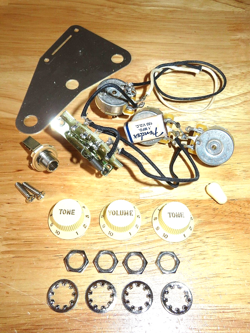 1957 STRATOCASTER CONTROL