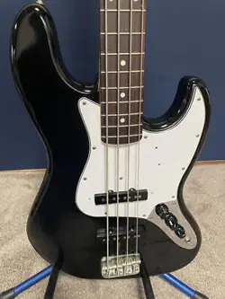 FENDER JAPAN JAZZ BASS BLACK JB62 SAFE PACKING!