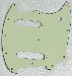 NEW GREAT-FOR FENDER OFFSET SERIES MUSTANG GUITAR PICKGUARD SCRATCH PLATE GREEN
