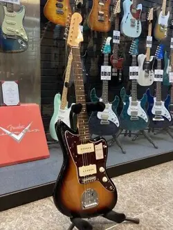 FENDER JAPAN HERITAGE 60S JAZZMASTER /
