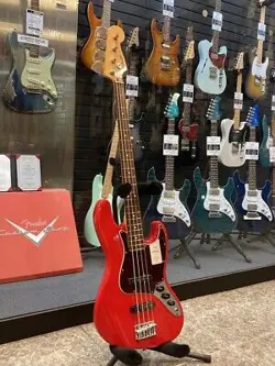 FENDER JAPAN HYBRID II JAZZ BASS / MODENA RED
