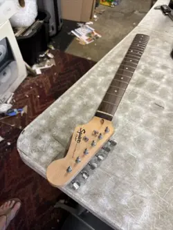 2010 FENDER STRATOCASTER SQUIER BULLET ROSEWOOD GUITAR NECK UNPLAYED LUTHIER