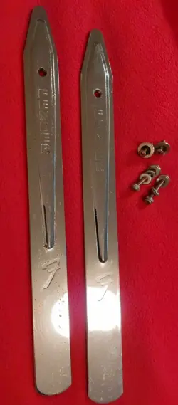 VINTAGE ORIGINAL FENDER AMP TILT-BACK LEGS -  REAL VINTAGE PARTS, NOT REISSUE!