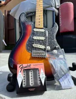 UPGRADED FENDER PLAYER