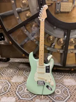 NEW 2022 FENDER LIMITED EDITION PLAYER STRATOCASTER SEA FOAM PEARL