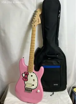 KITTY STRATOCASTER MOD