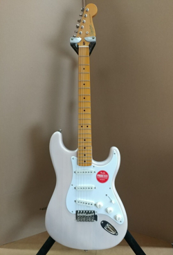 50S STRATOCASTER W/MAPLE