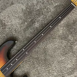 FENDER JAPAN JBD62 FRETLESS MOD SAFE DELIVERY FROM JAPAN