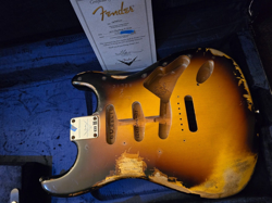 STRATOCASTER BODY W'