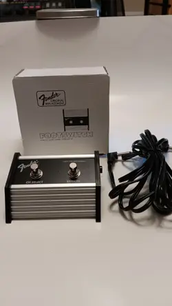 FENDER 2 BUTTON FOOTSWITCH CHANNEL SELECT