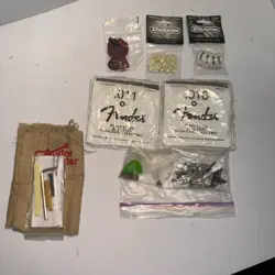 PICKS FENDER STRINGS