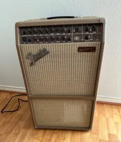 FENDER ACOUSTASONIC PR 370 AMP - POWERS ON