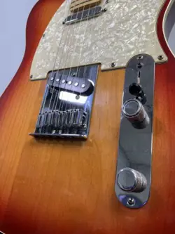 FENDER AMERICAN DELUXE TELECASTER ELECTRIC GUITAR 2006 - W/ FENDER HARD CASE