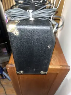 FENDER FRONTMAN 15G 38 WATT GUITAR AMP TYPE PR 495