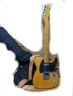 FENDER TELECASTER GUITAR WOODGRAIN