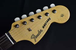 FENDER MADE IN JAPAN TRADITIONAL 60S MUSTANG DAPHNE BLUE ELECTRIC GUITAR