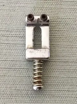 FENDER SQUIER STRAT ELECTRIC GUITAR TREMOLO BRIDGE ORIGINAL STRING SADDLE