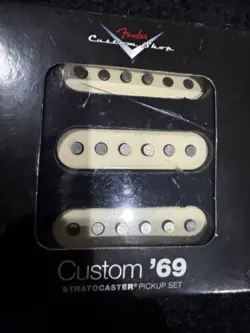 FENDER STRATOCASTER CUSTOM SHOP ‘69 PICKUP SET AGED WHITE - USED
