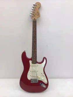 FENDER SQUIER STRAT ELECTRIC GUITAR S/N IC041135308 W/SOFT CASE