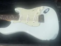 2017 FENDER AMERICAN SPECIAL SONIC BLUE STRAT