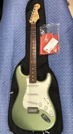 FENDER STRATOCASTER MX/USED