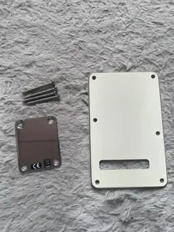 STRATOCASTER LEFTY BODY