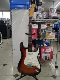 FENDER JAPAN ST62-58US STRATOCASTER SUNBURST CRAFTED IN JAPAN 1997-2000 E.GUITAR
