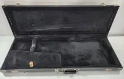 VINTAGE FENDER TELECASTER STRATOCASTER BLACK CHENEY OF ENGLAND GUITAR CASE